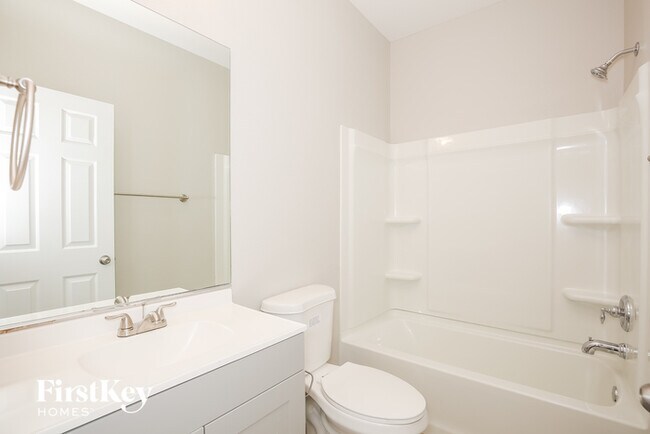 Building Photo - 8900 Magnolia Point Ct