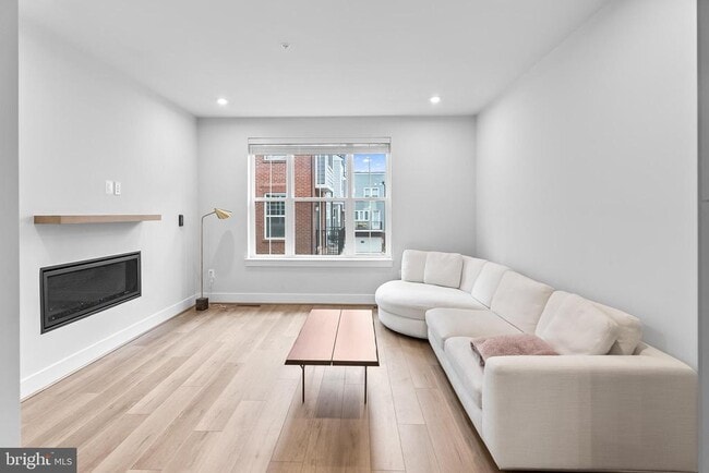 Building Photo - 468 Altezza Dr NE