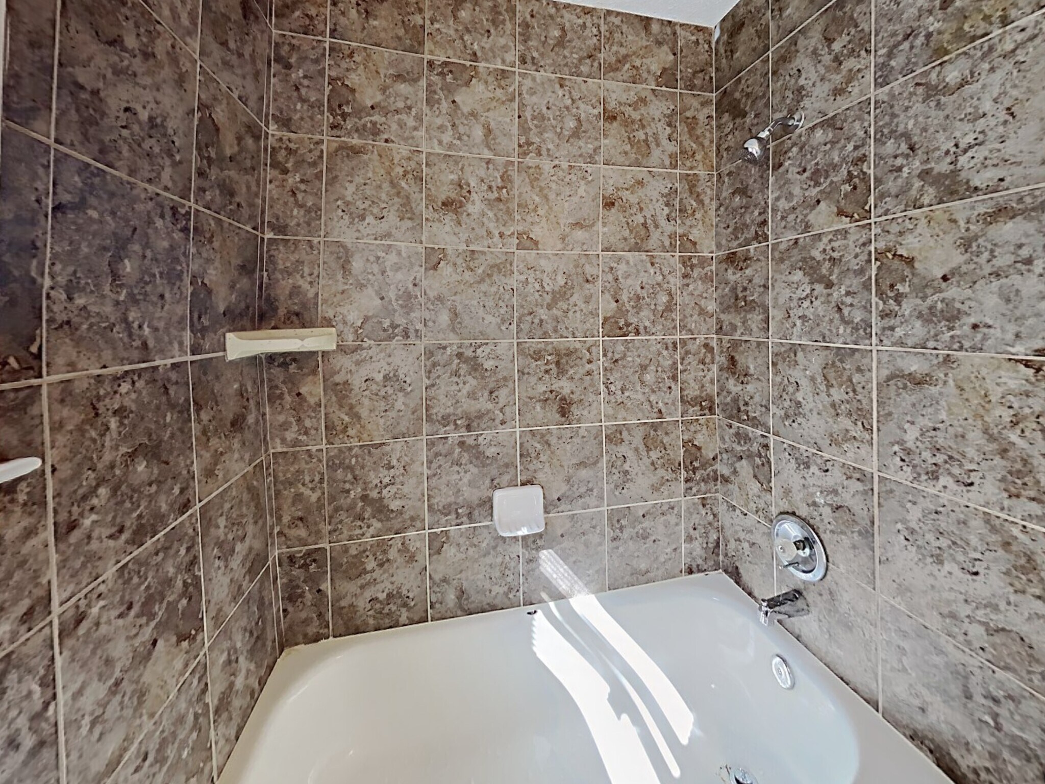 Building Photo - 8401 Southernwood Cove