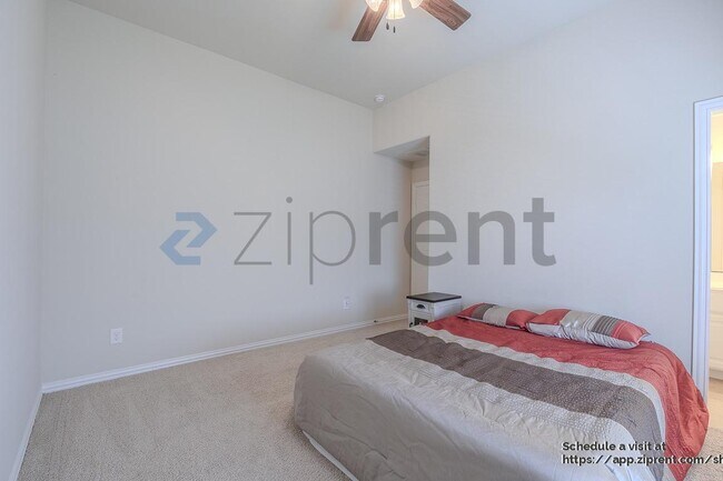 Building Photo - 27115 Downing Park Blvd