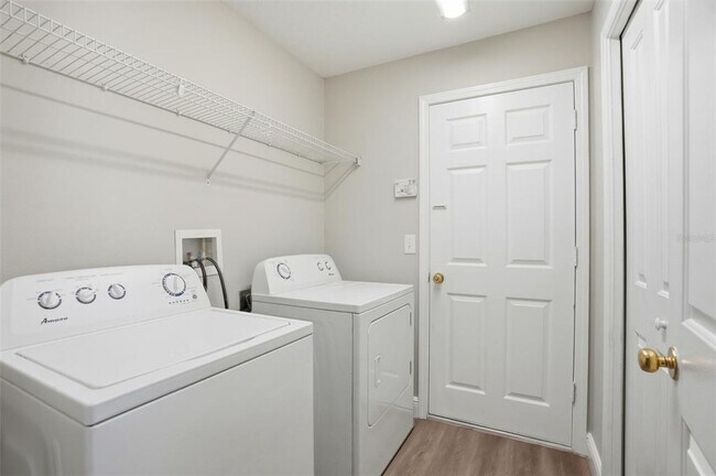 Building Photo - 3816 Beaumont Loop