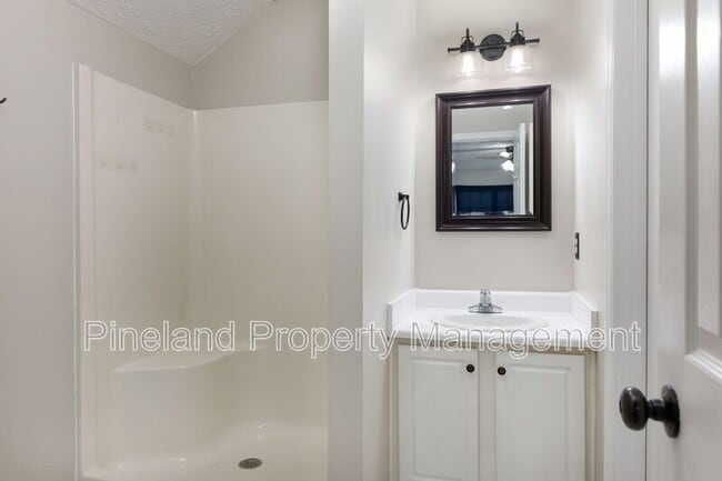 Building Photo - 310 Timberidge Dr