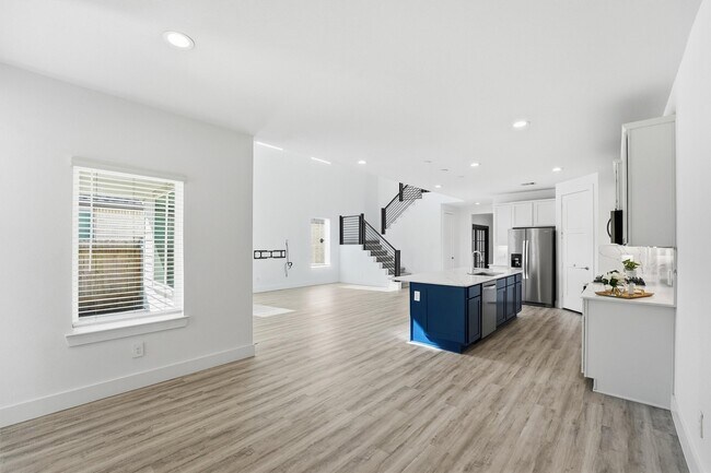 Building Photo - 13744 Rising Sun Ln