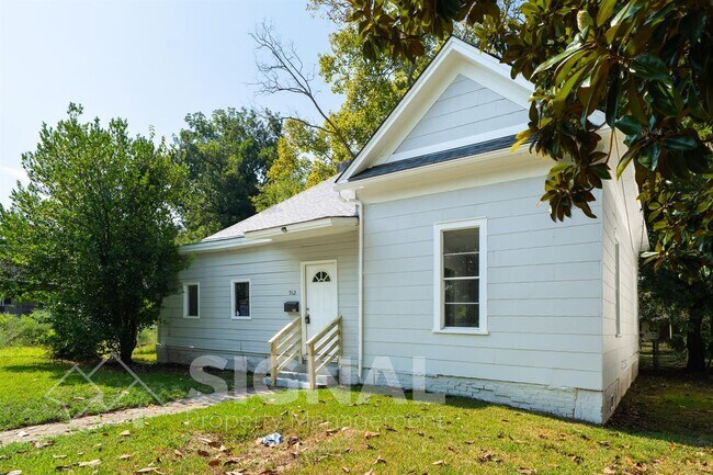 Building Photo - 512 16th St SW