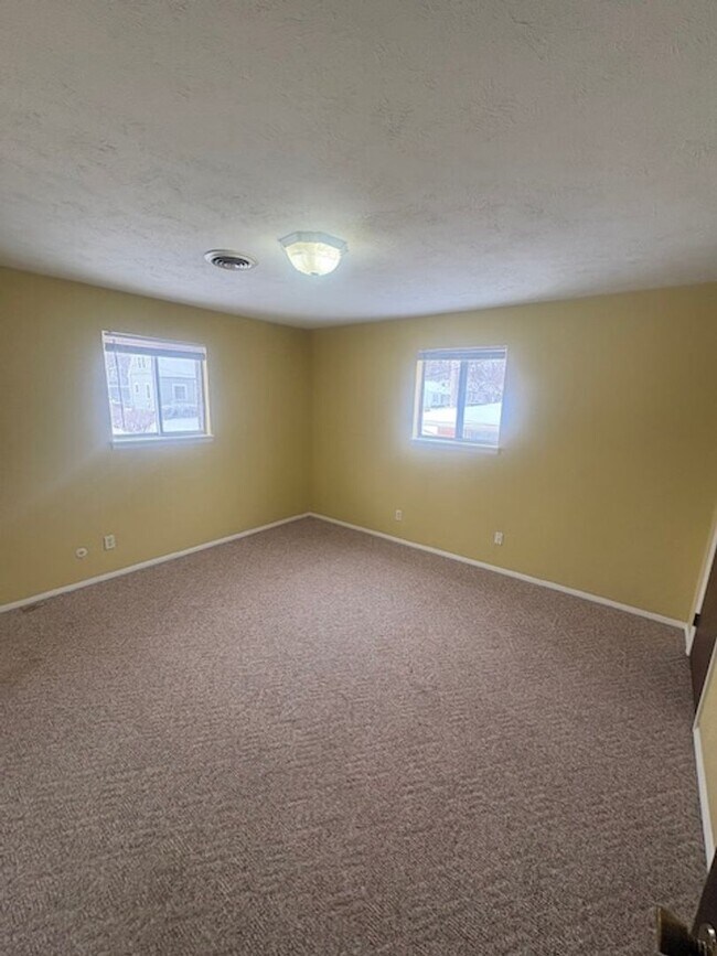 Building Photo - 3406 N Missouri Ave