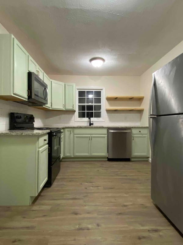 Building Photo - 201 Normandy Dr
