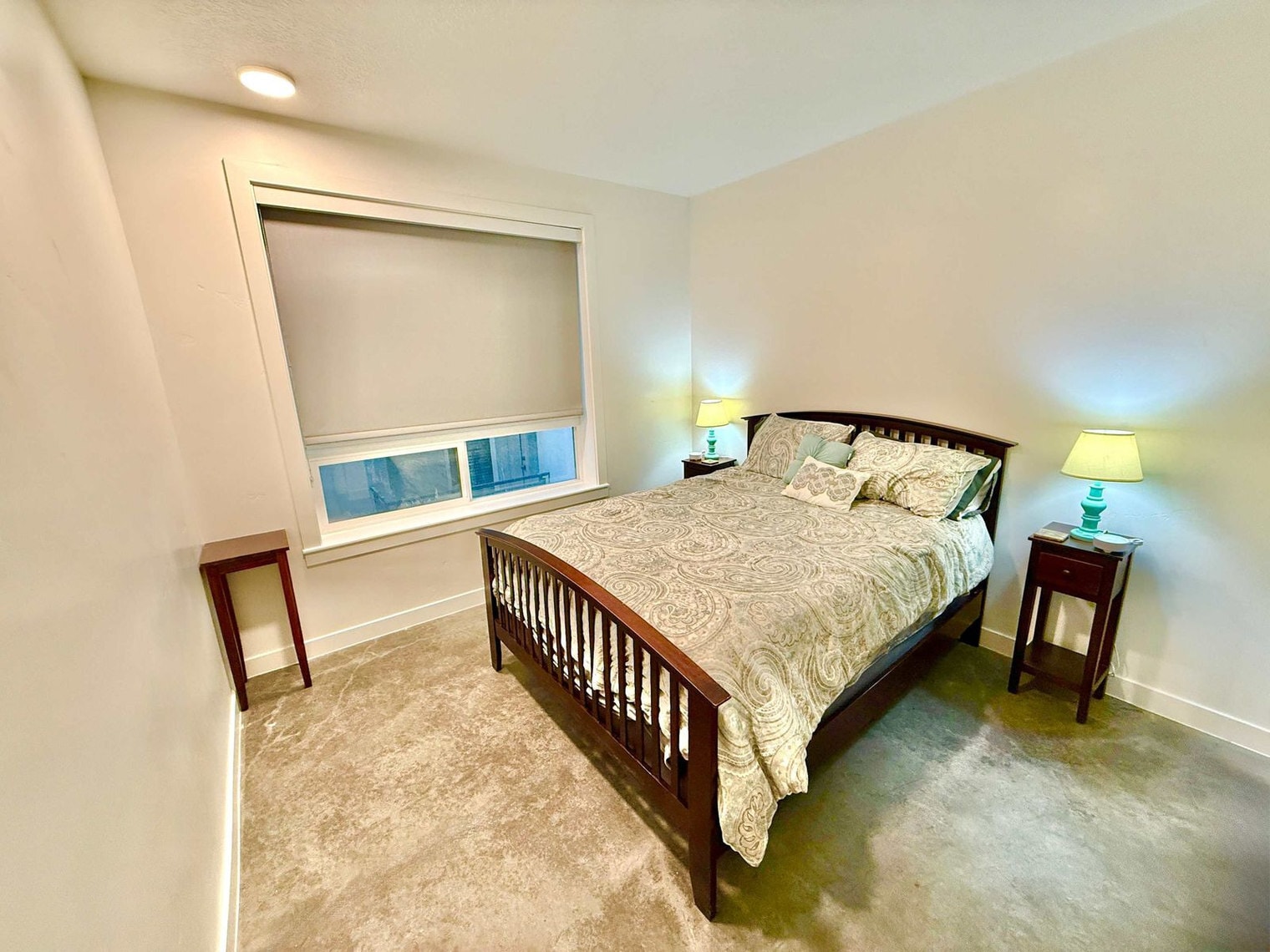 Building Photo - 385 S 400 E