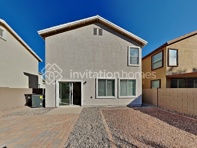 Building Photo - 4121 W Irwin Ave