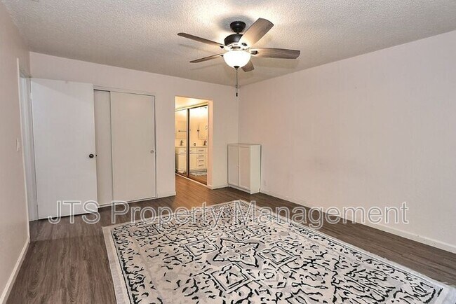 Building Photo - 6913 Navarro Ct
