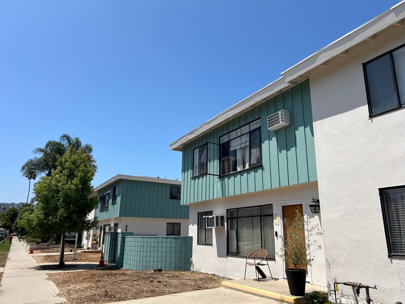 Building Photo - 4469 Murietta Ave