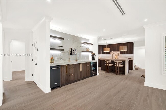 Building Photo - 600 San Antonio Ave