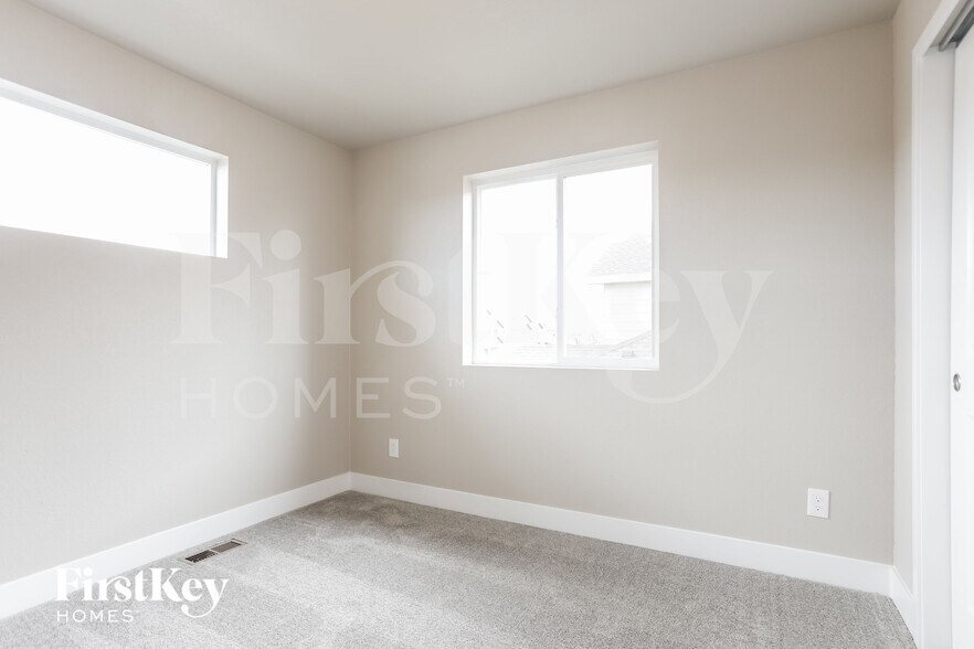 Building Photo - 10616 Horton Dr