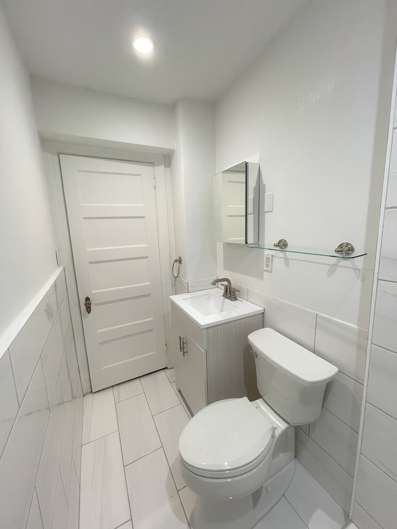 Brand new bathroom - 320 S 16th St