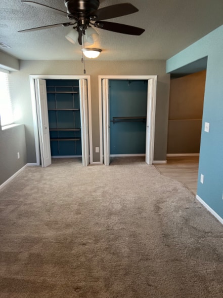 Building Photo - 4012 Grapevine Ln