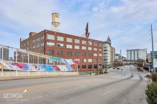 Building Photo - 426 Marietta St NW