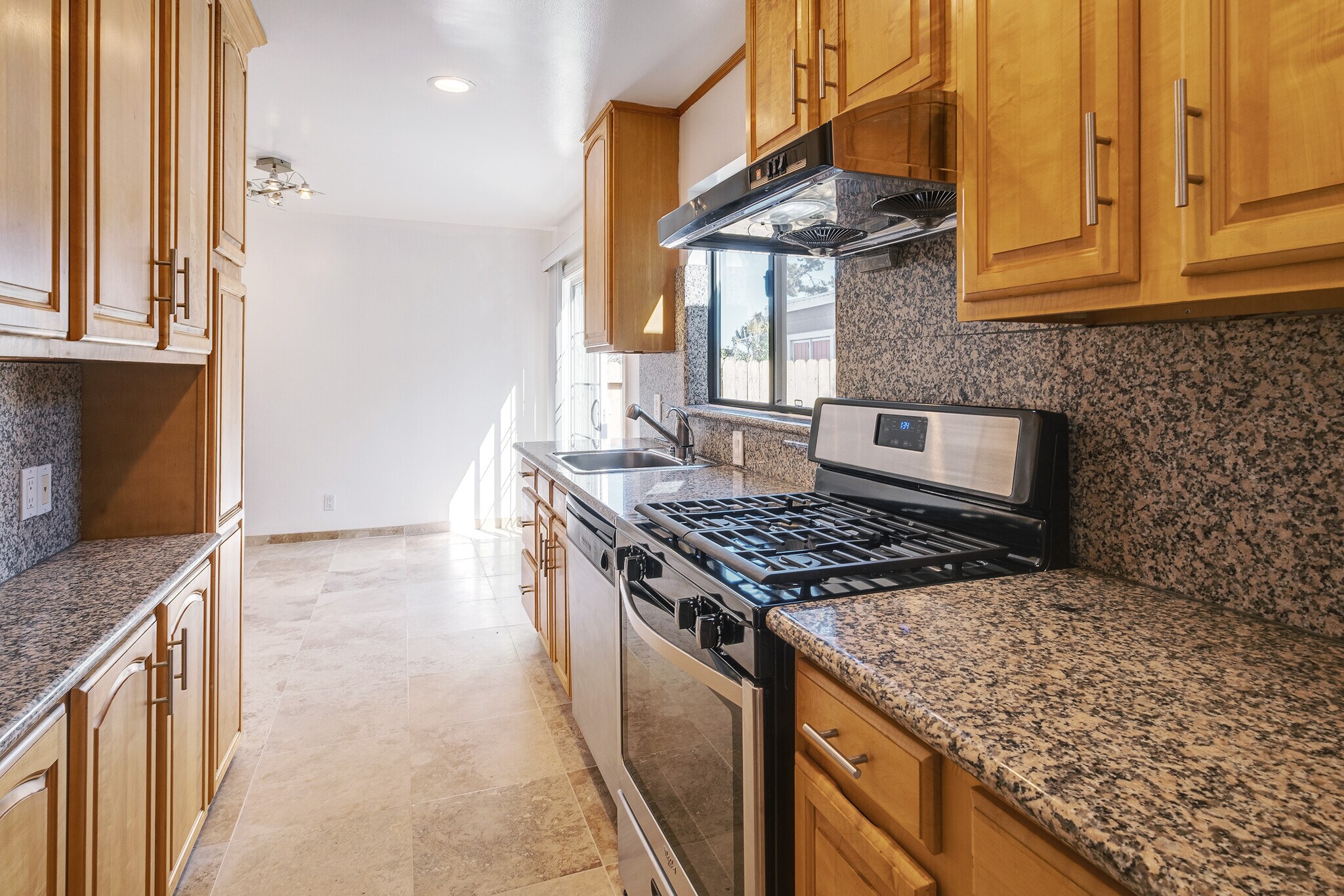 Building Photo - 97 Canyon Dr