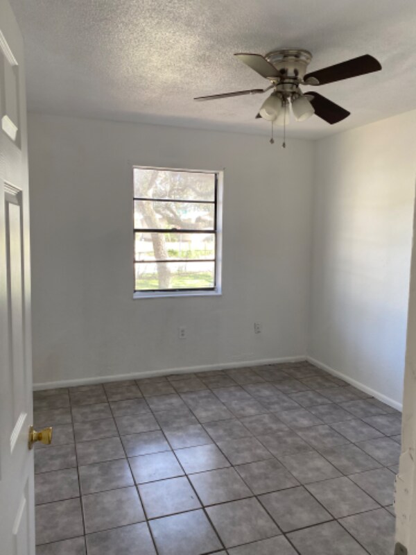 Building Photo - 4524 Howard St