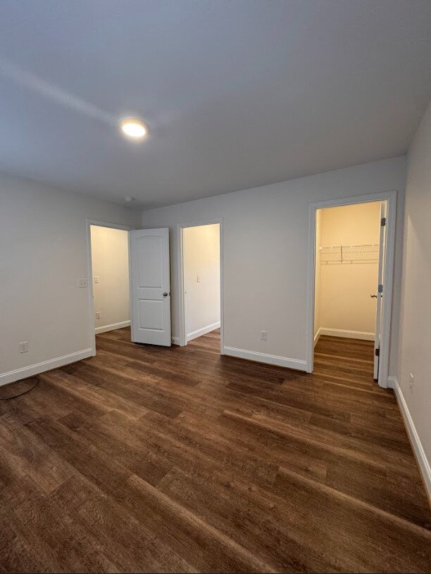 Building Photo - Inquire today on how to get FREE rent!