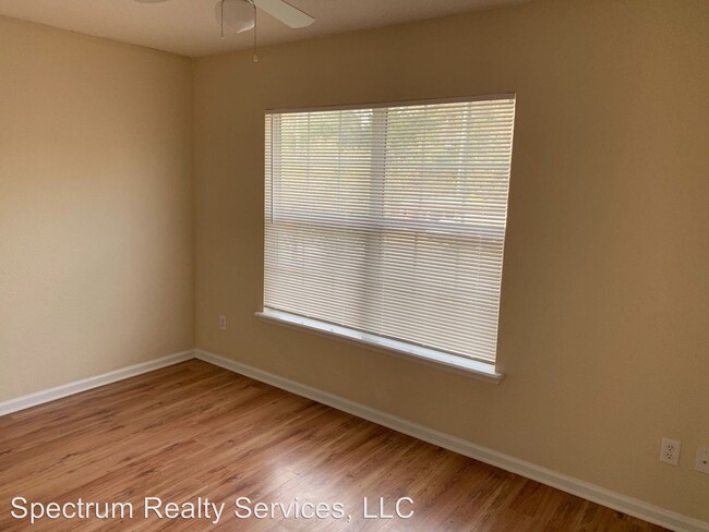 Building Photo - 2 br, 2.5 bath House - 6326 Kimberly Lane