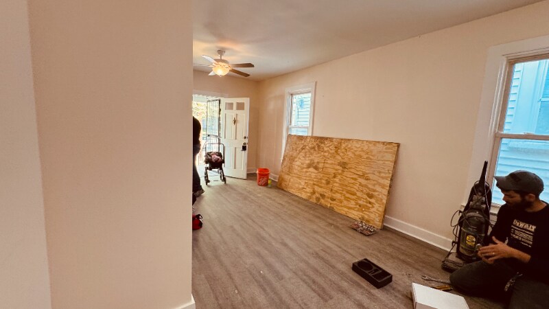 Building Photo - 504 Brentwood Ave