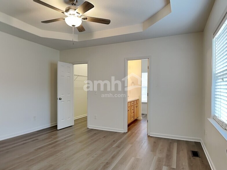 Building Photo - 8505 Rockcliff Rd