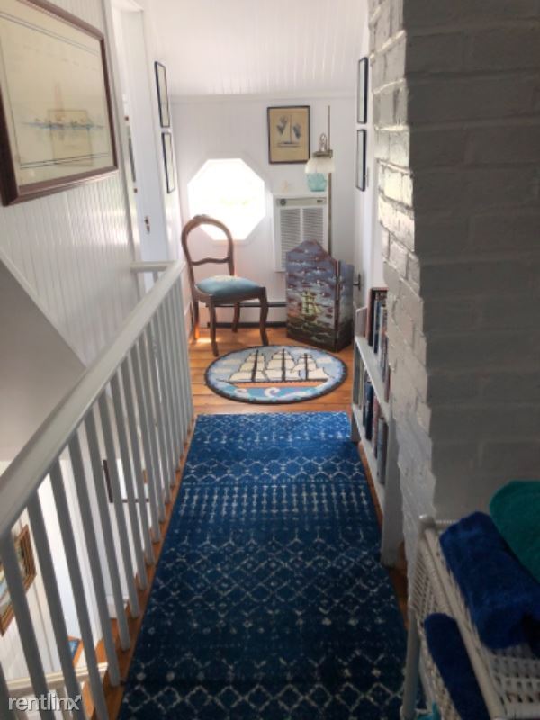 Building Photo - 5 br, 2.5 bath House - 188 E Shore Rd
