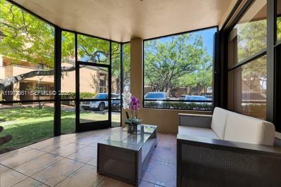 Building Photo - 15533 N Miami Lakeway