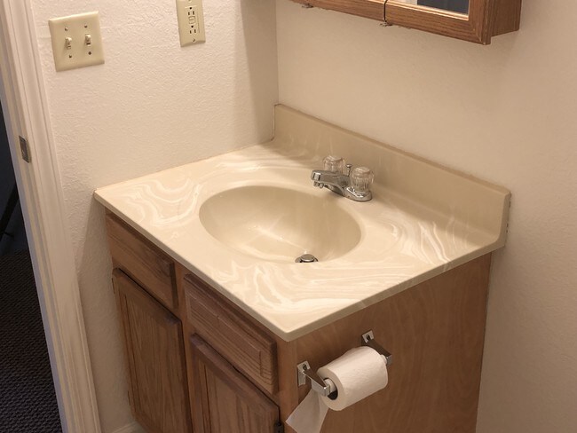 Bathroom - 15130 Sprucevale Rd