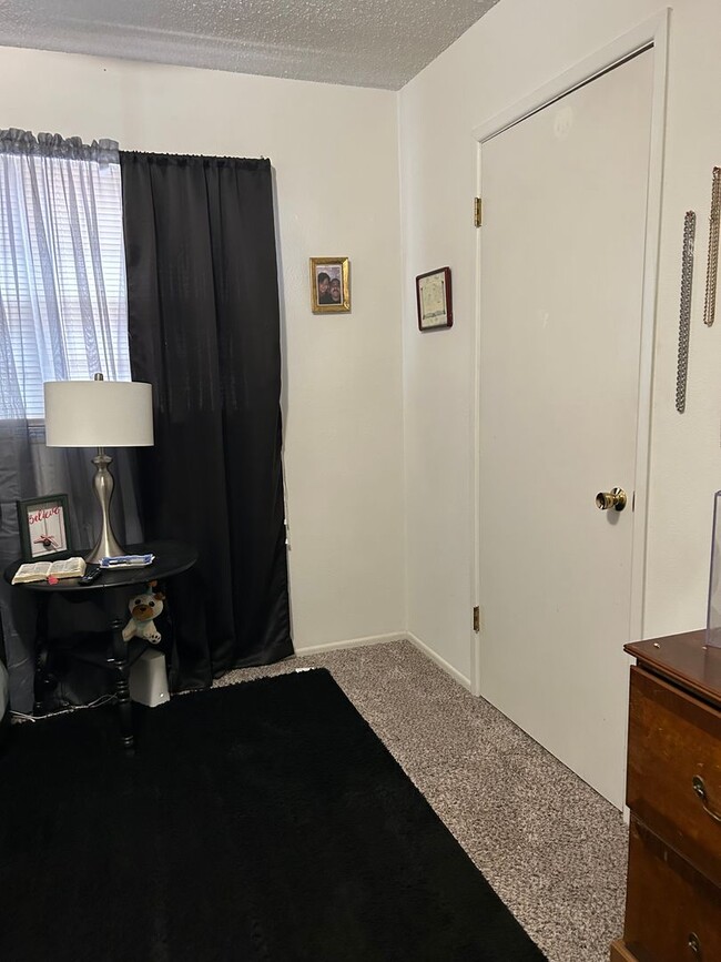 Building Photo - 4303 58th St