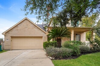 Building Photo - 16042 Belleshire Ln