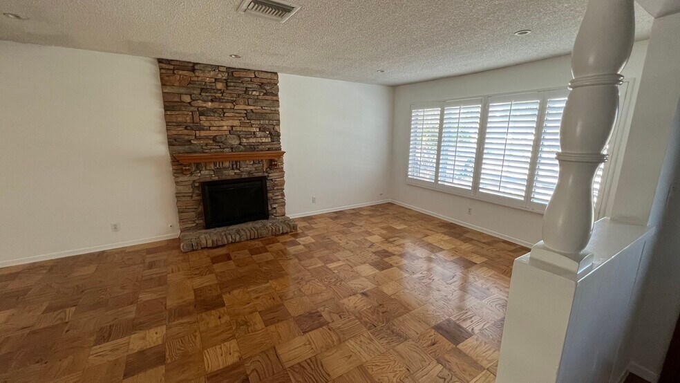 Building Photo - 7728 Sausalito Ave