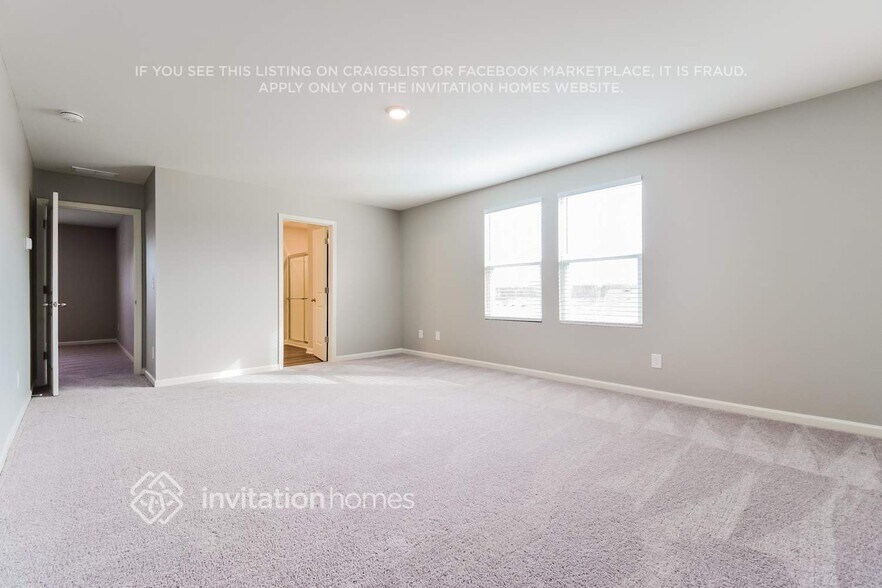 Building Photo - 386 Cottontail Ln