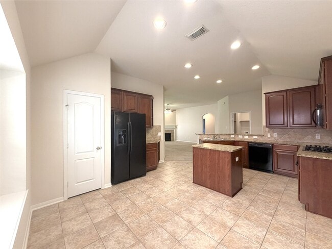 Building Photo - 21411 Venture Park Dr