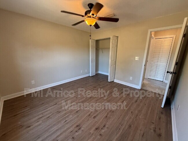 Building Photo - 13670 Highland Rd