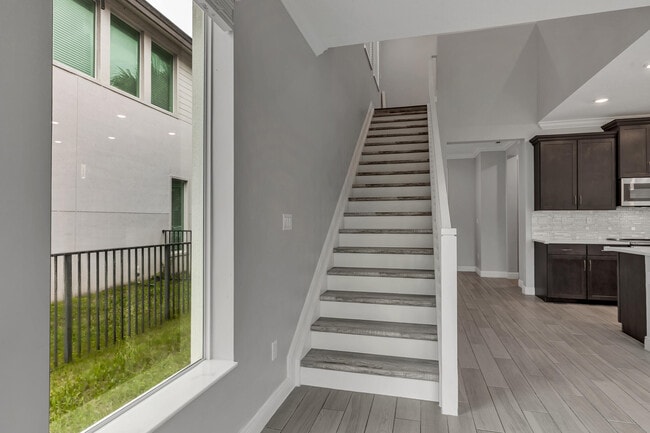 Building Photo - 4340 Veleiros Ave