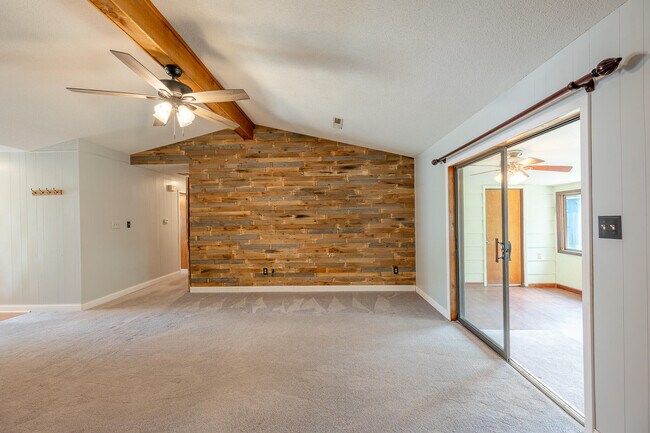 Building Photo - 2301 Winchester Dr