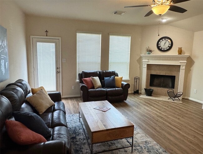 Building Photo - 21818 Saragosa Pond Ln