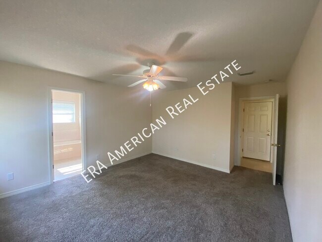 Building Photo - 6648 Longview St
