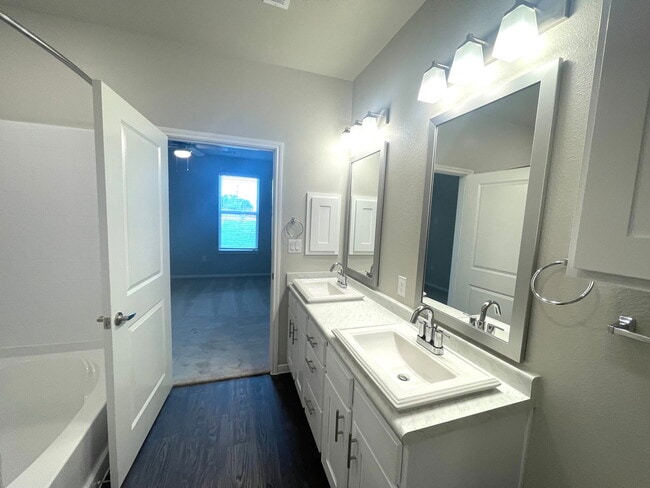 Building Photo - 12005 U.S. 380 Apt #6221, Aubrey, TX 76227 - 1 BR 1 BA condo