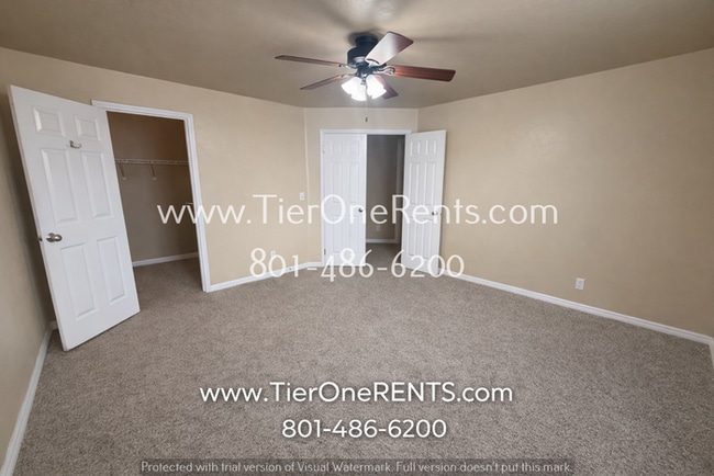 Building Photo - NO DEPOSIT option available for qualified renters!