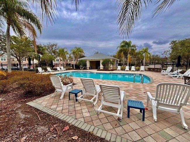 Building Photo - 26618 Castleview Way