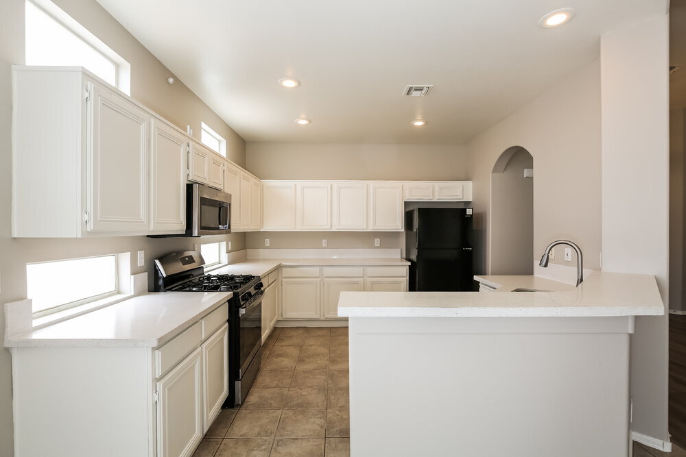 Building Photo - 5637 Island Mist St