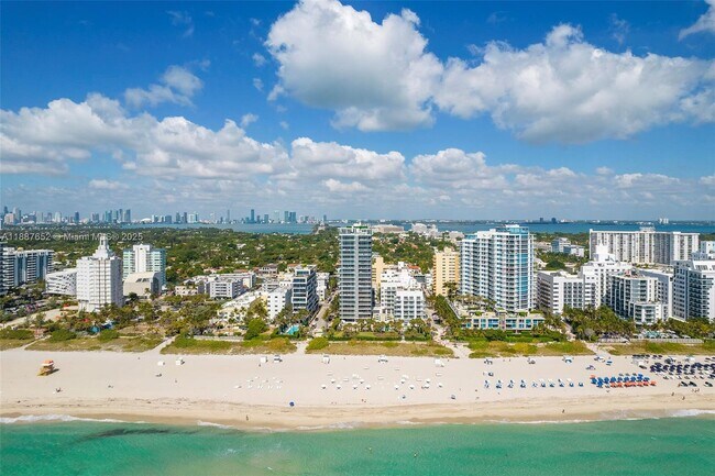 Building Photo - 3737 Collins Ave