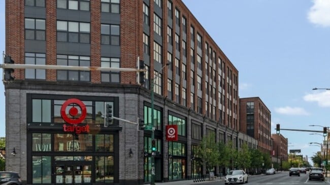 Building Photo - 2480-2522 N Milwaukee Ave