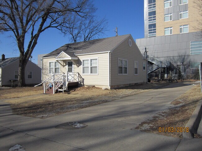Building Photo - 1828 Platt St