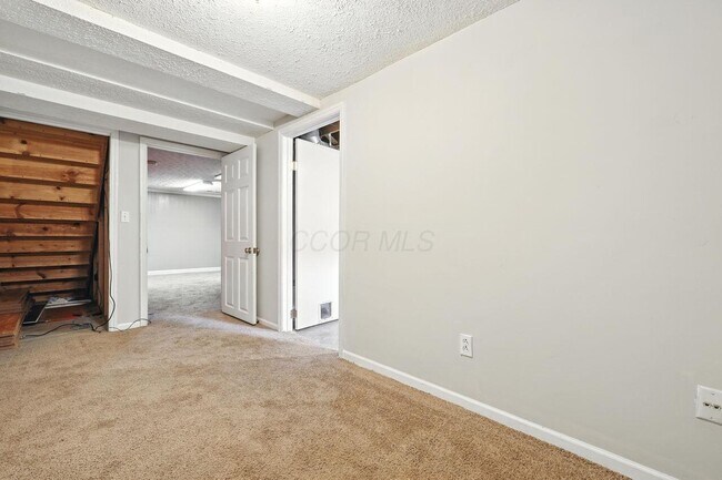 Building Photo - 932 Philadelphia Dr