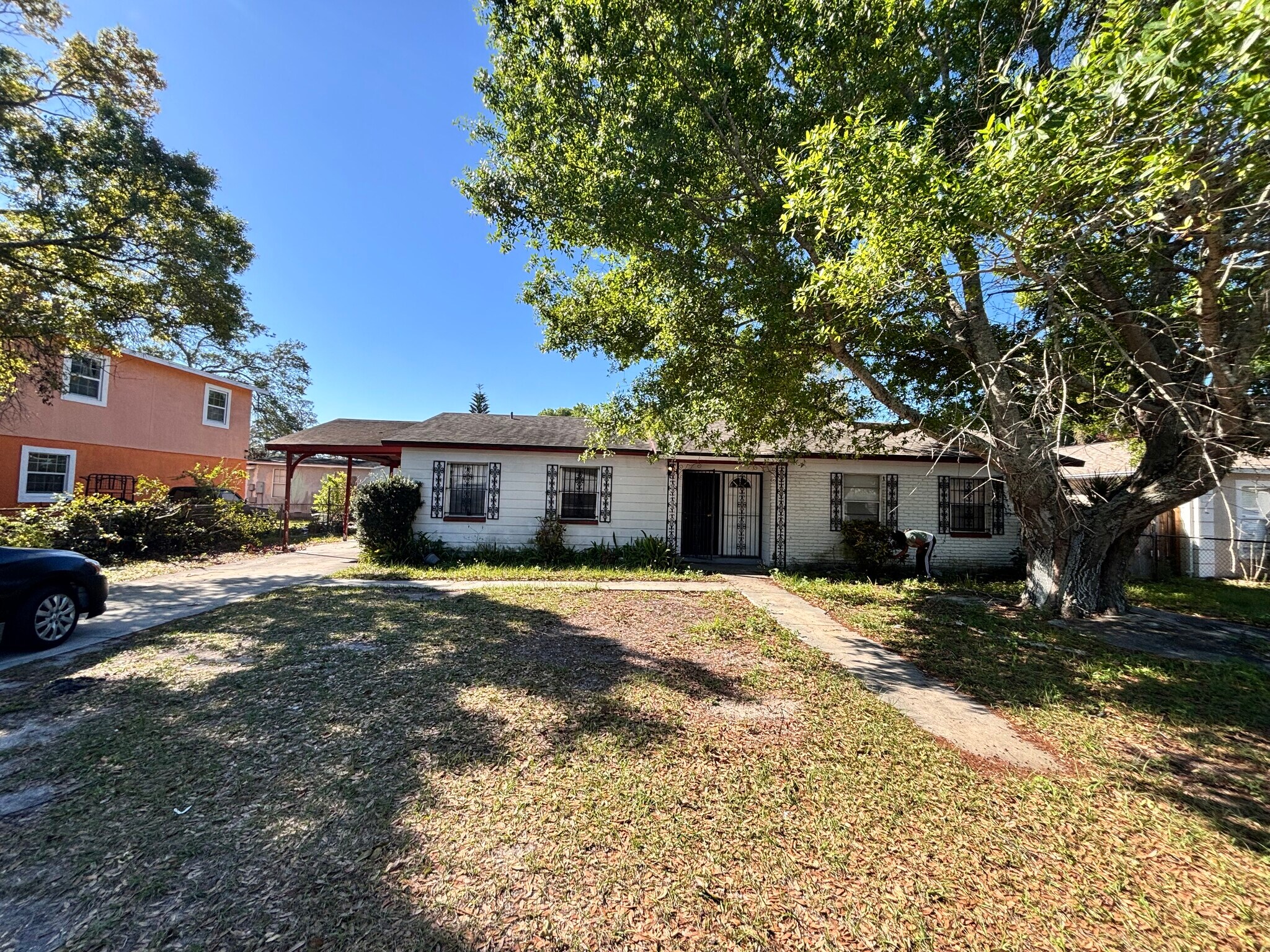 Building Photo - 3725 E 38th Ave