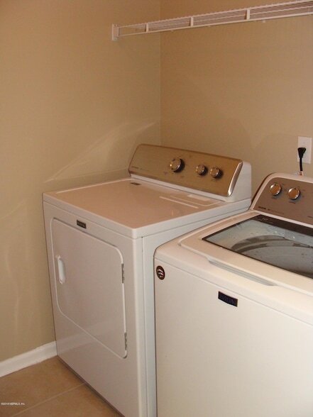 Building Photo - 2266 Cascadia Ct