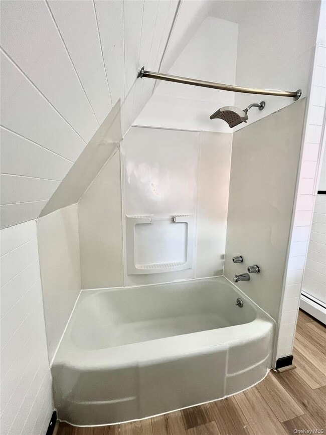 Building Photo - 7 Law St