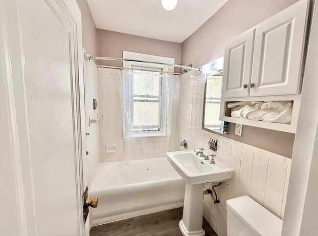 Building Photo - 1662 Commonwealth Ave